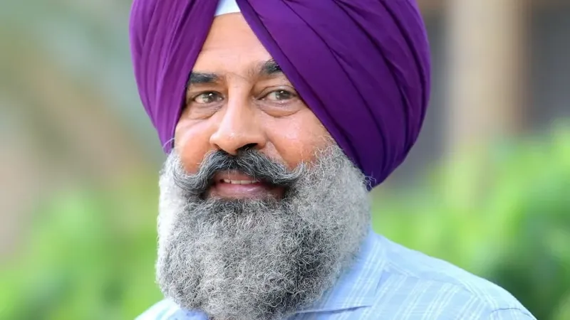 Pargat Singh﻿
